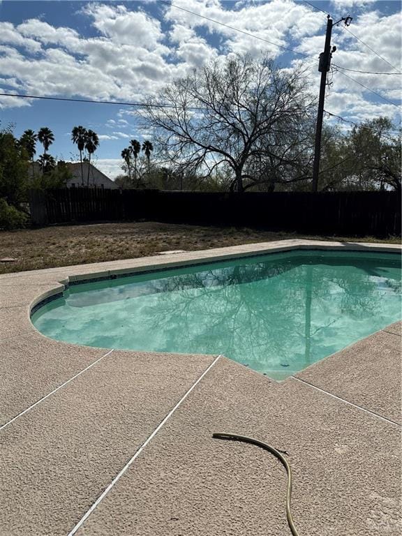 Building Photo - 35 Floresta St