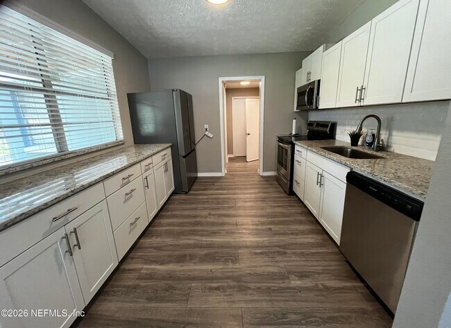 Building Photo - 8608 2nd Ave