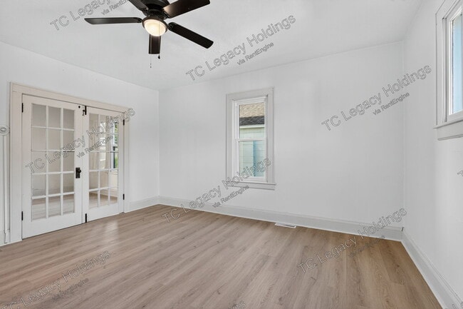 Building Photo - 316 Harrison St