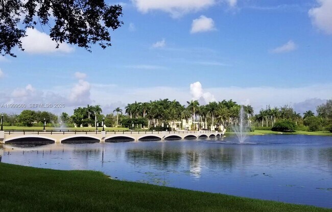 Building Photo - 4860 SW 161st Ln