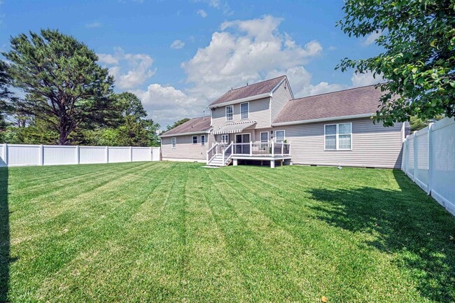 Building Photo - 1 Villanova Ct
