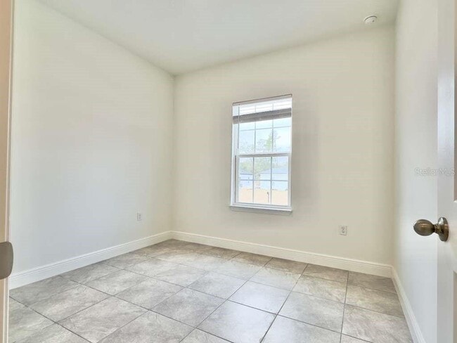 Building Photo - 15885 SW 35th Court Rd