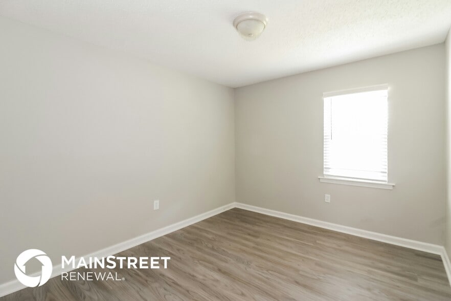 Building Photo - 4359 Crescent Park Dr
