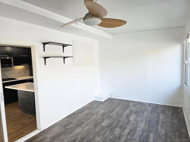 Building Photo - 2230 Ledgeview Ln