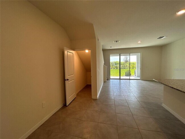 Building Photo - 17550 Crescent Moon Lp