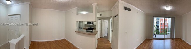 Building Photo - 17150 N Bay Rd