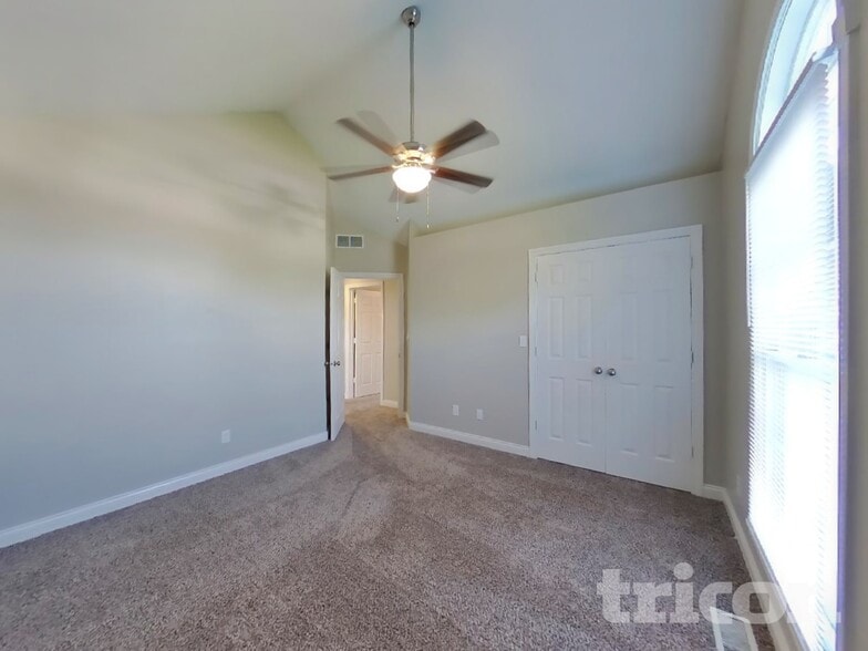 Building Photo - 3279 Wheaton Ct