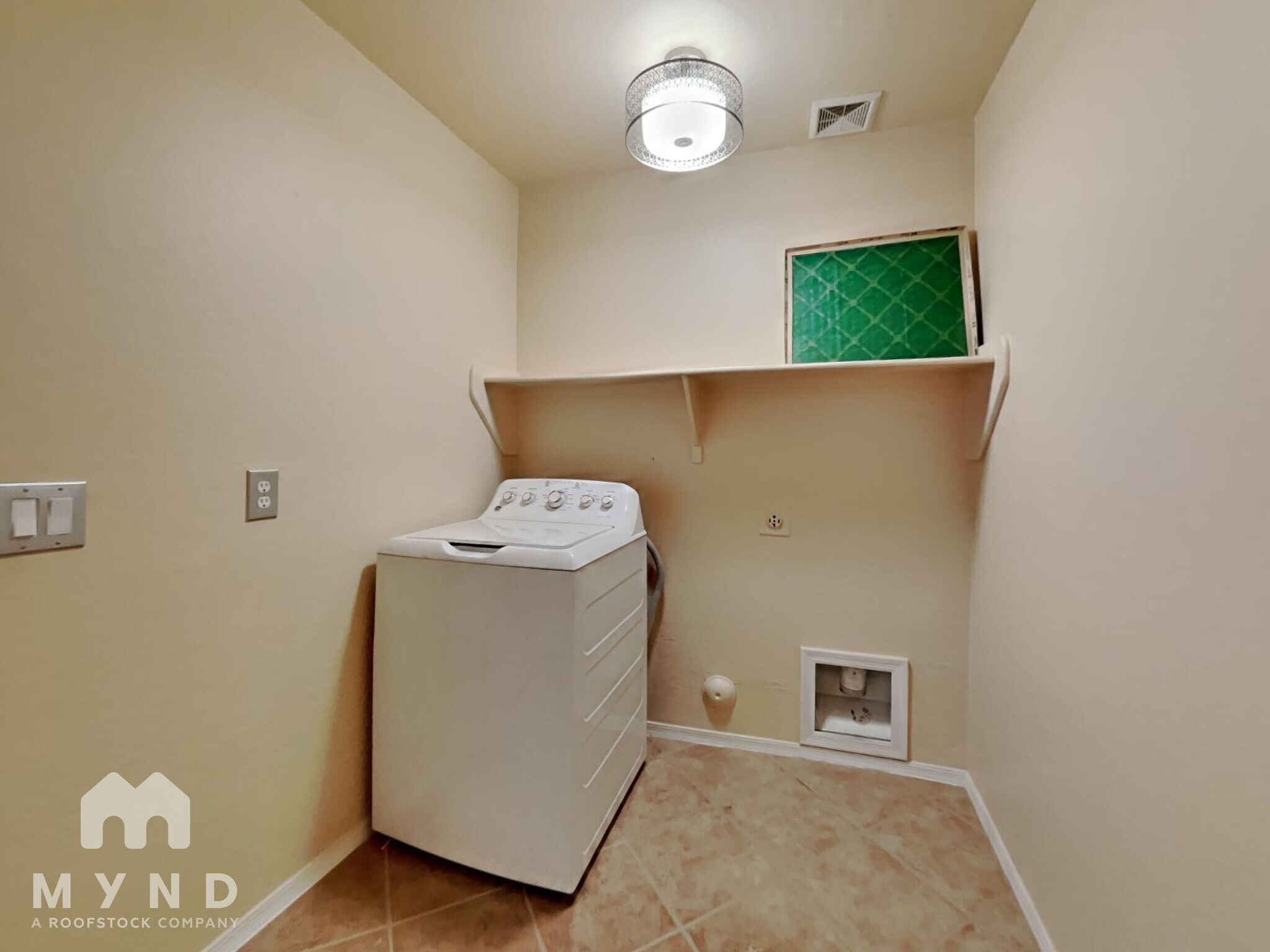 Building Photo - 12813 W Aster Dr