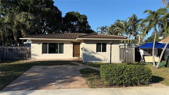 Primary Photo - 212 SW 13th St