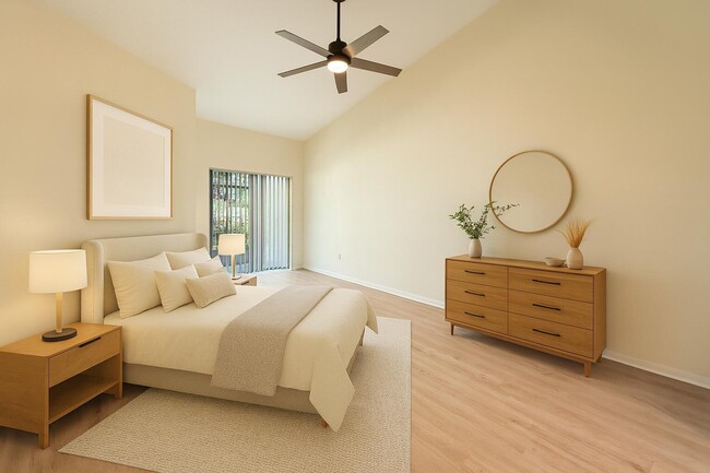 Building Photo - 2400 E Aragon Blvd