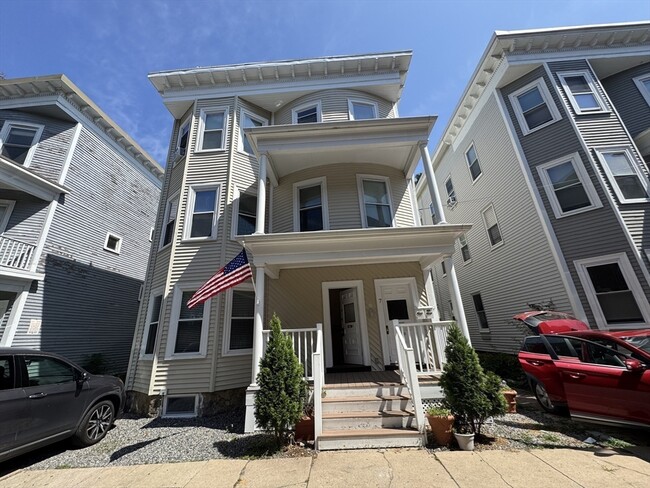 Building Photo - 7 Washburn Terrace