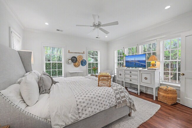 Building Photo - 172 Wando Reach Ct