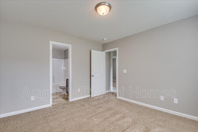 Building Photo - 3549 Pebble Creek Dr