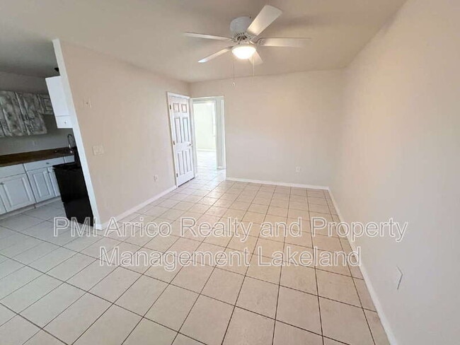 Building Photo - 507 Twin Pines Ln