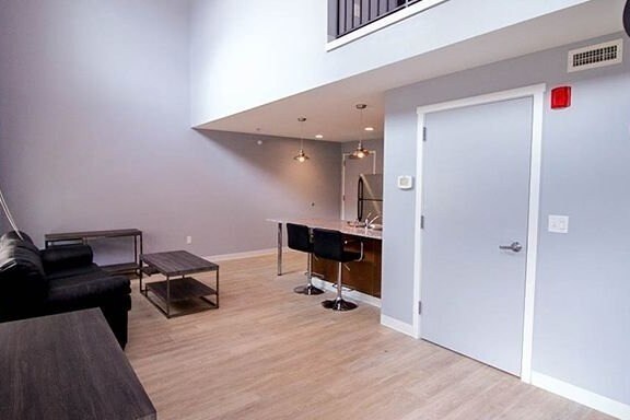 LOFTED UNIT - iMansion