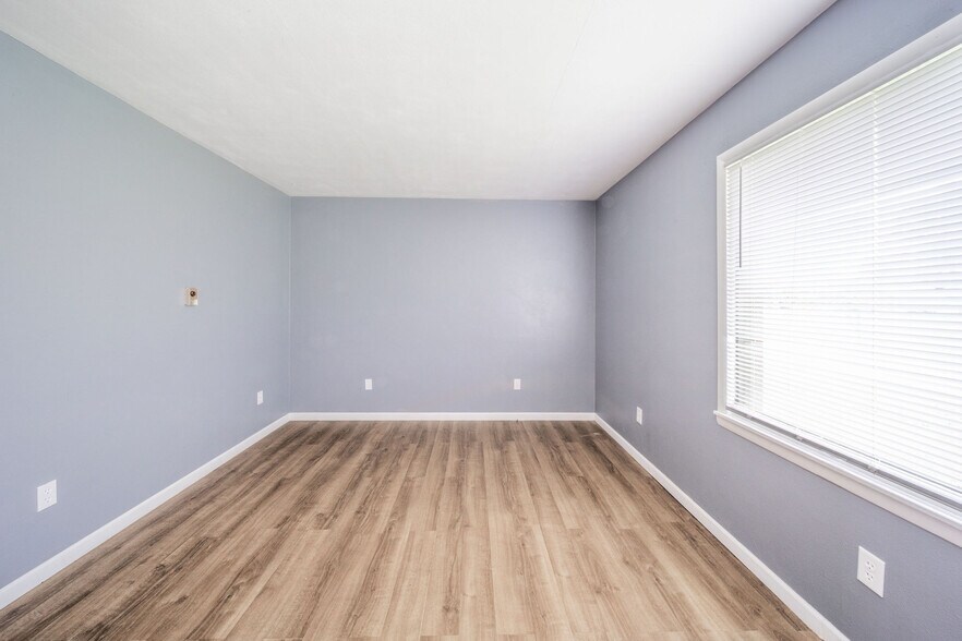 Building Photo - 1314 US-36