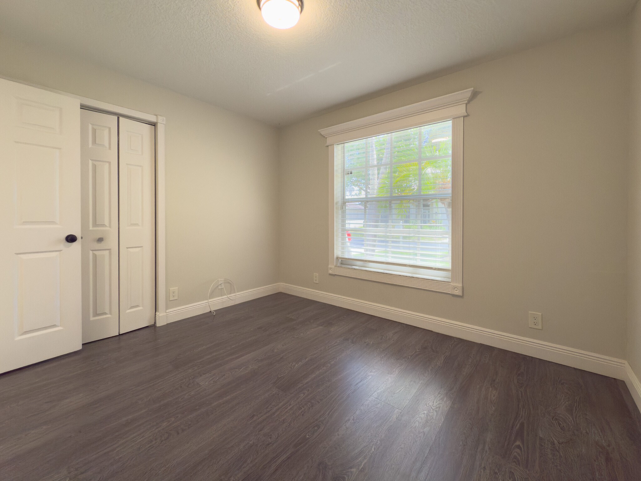 Building Photo - 12204 Sunset Point Cir