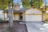 Building Photo - 1919 Calgary Trail