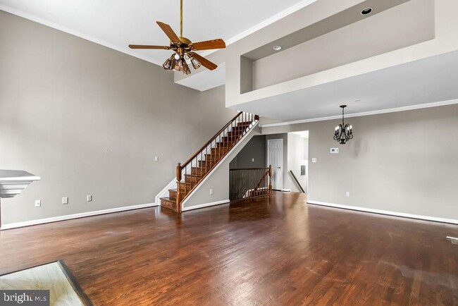 Building Photo - 58 Silver Moon Dr