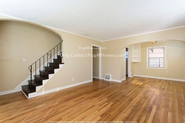 Building Photo - 3031 SE 52nd Ave