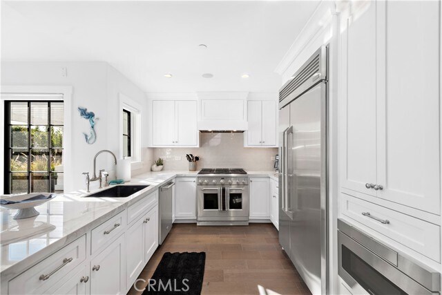 Building Photo - 156 Pearl St