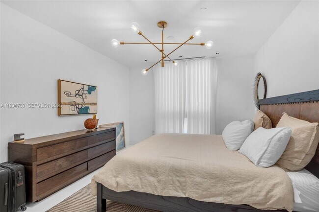 Building Photo - 350 Meridian Ave