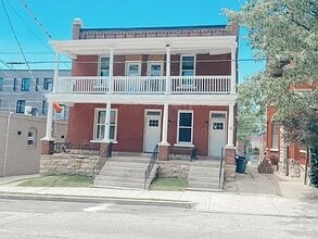 Building Photo - Olive Duplex