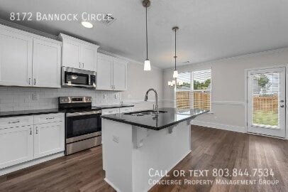 Building Photo - 8172 Bannock Cir