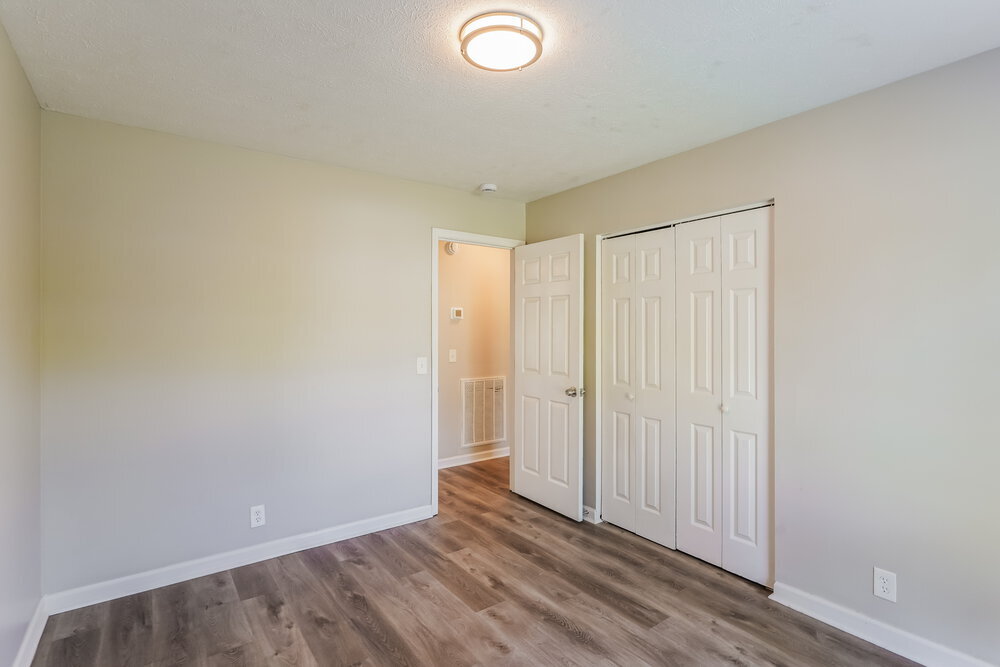 Building Photo - 404 Sorensen Way