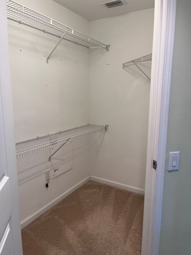 Building Photo - Welcome to the pinnacle of modern living – a dazzling 2-bedroom, 2-bathroom + Den sanctuary for r...