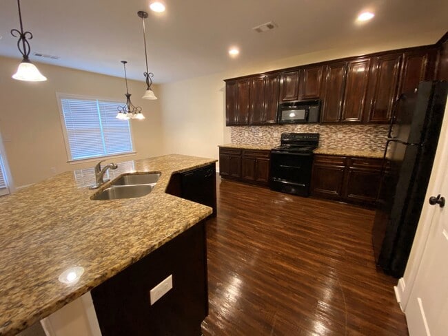 Building Photo - 3916 Griese Ln