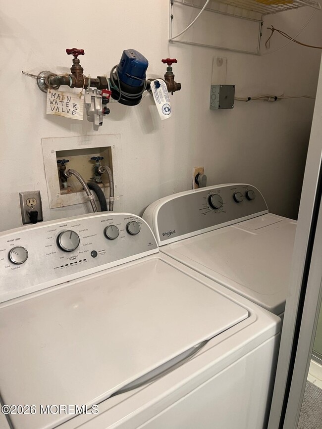 Building Photo - 27C Benjamin Franklin Dr