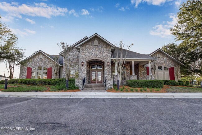 Building Photo - 3356 Canyon Falls Dr
