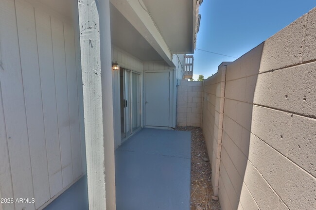 Building Photo - 7610 N 61st Ave