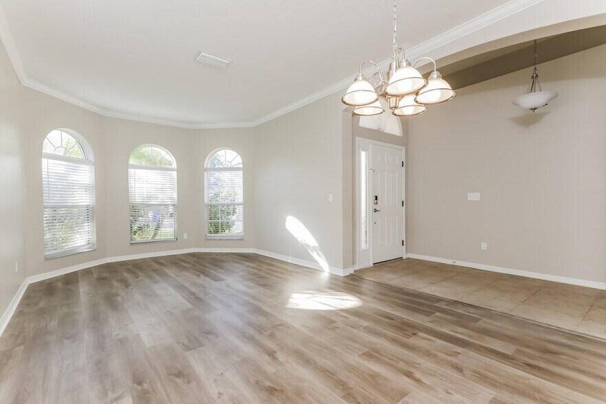 Building Photo - 506 York Dale Dr