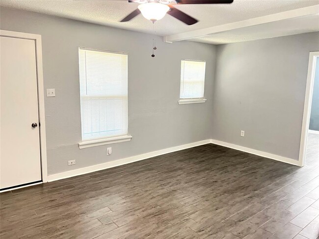 Building Photo - 1114 Tillery St