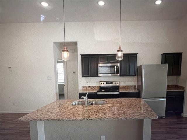 Building Photo - 6841 Bonanza Way