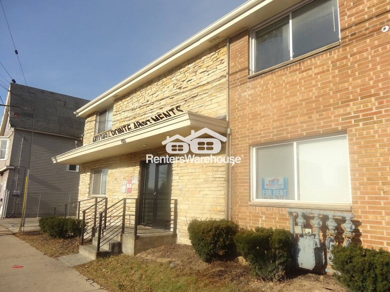 Primary Photo - 1418 W Mitchell St
