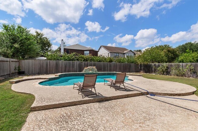 Primary Photo - 1117 Del Roy Dr
