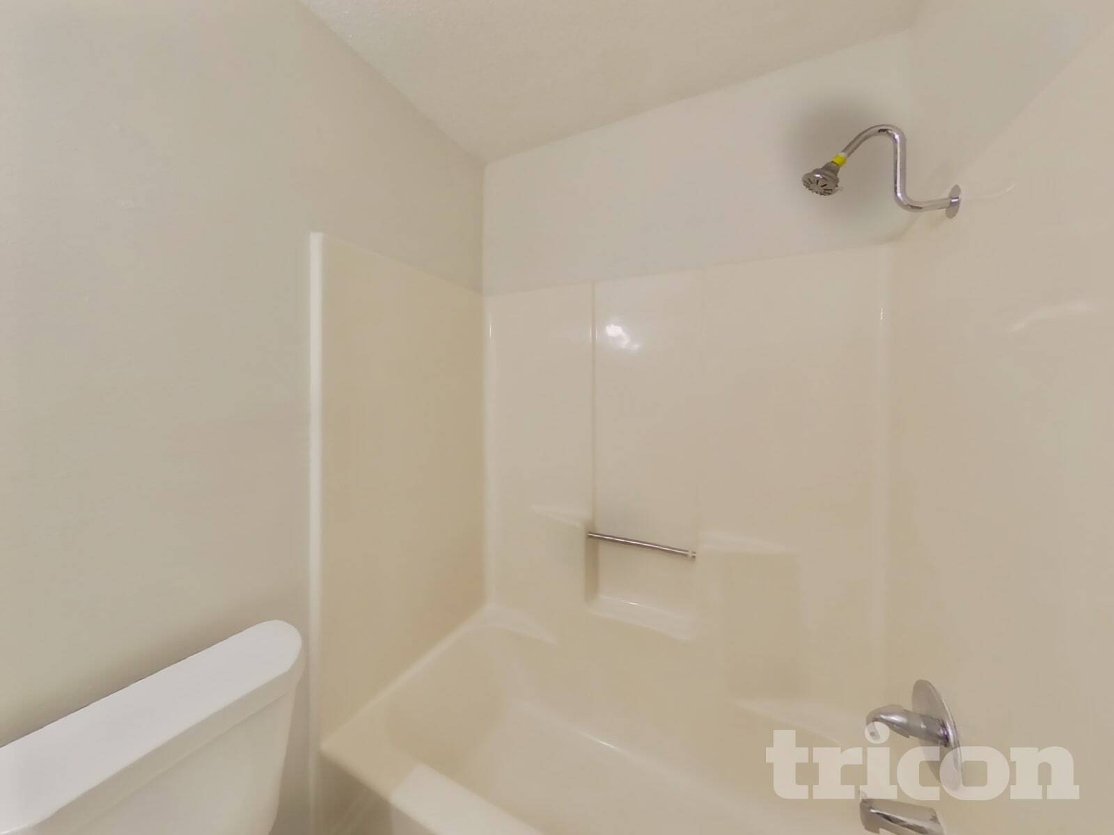 Building Photo - 820 Oak Grove Ln