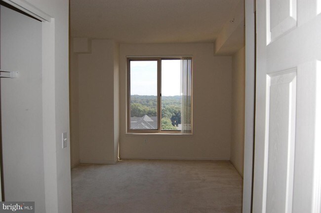 Building Photo - 2726 Gallows Rd