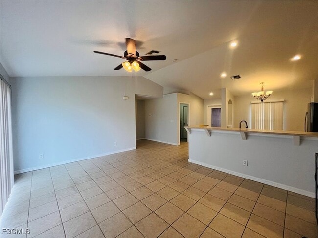 Building Photo - 313 NE 30th St