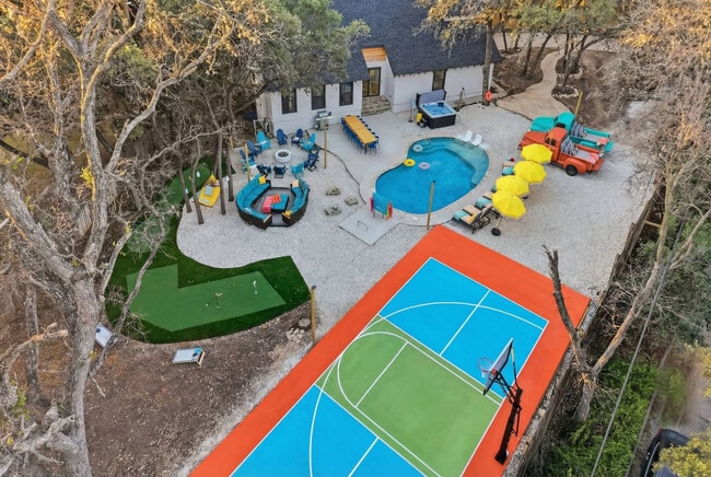 Building Photo - 5422 Lancashire Dr