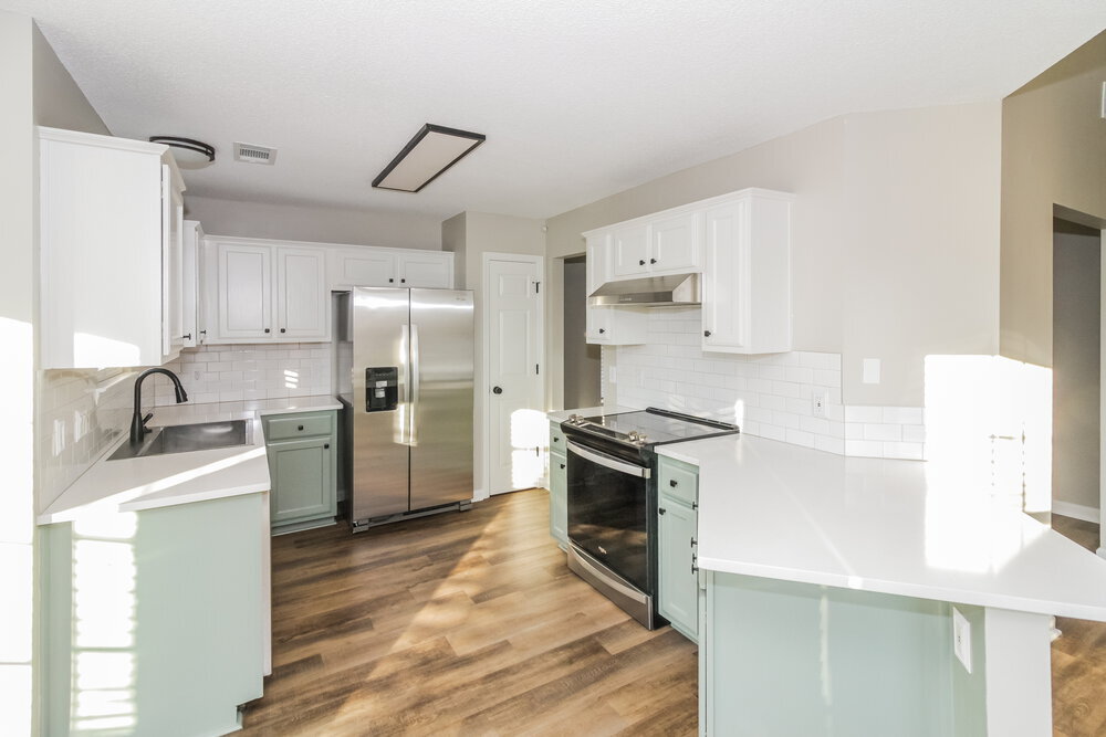 Building Photo - 1125 Red Fern Cir W