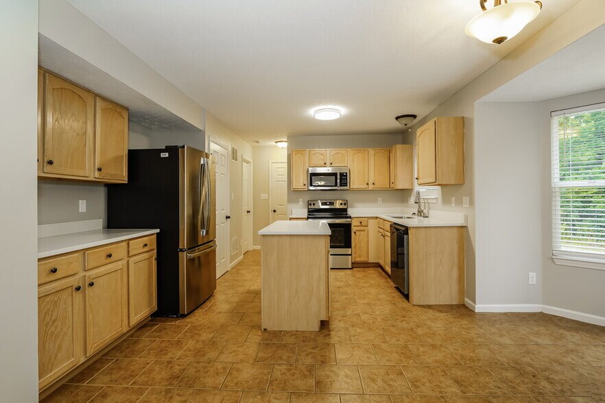 Building Photo - 1495 Brigade Cir
