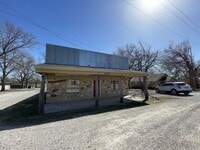 Building Photo - 5 Cabin Rd
