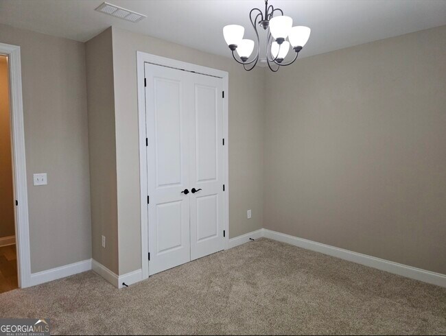 Building Photo - 609 Tulip Poplar Dr