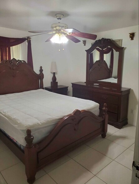 Building Photo - 7721 W Hiawatha St