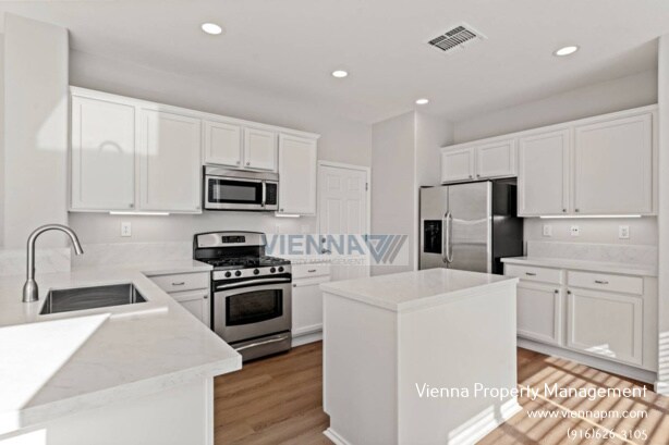 Building Photo - 106 Letterkenny Ct