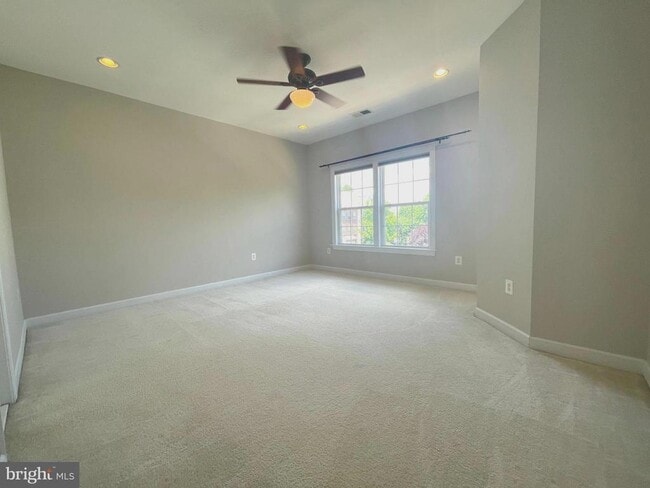 Building Photo - 11451 Fogarty Ct